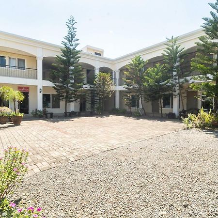 Oyo 162 The West Inn Davao Екстер'єр фото