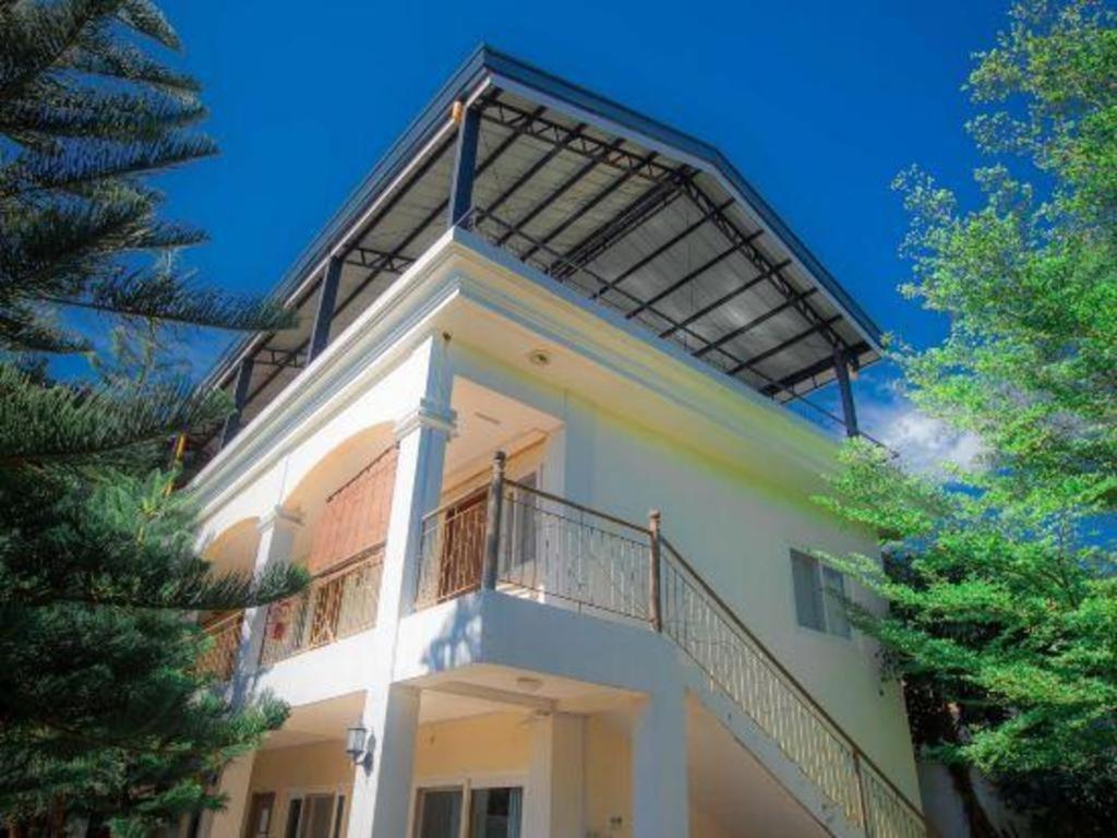 Oyo 162 The West Inn Davao Екстер'єр фото