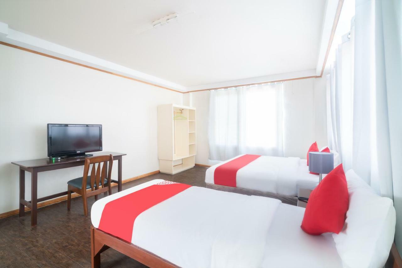 Oyo 162 The West Inn Davao Екстер'єр фото